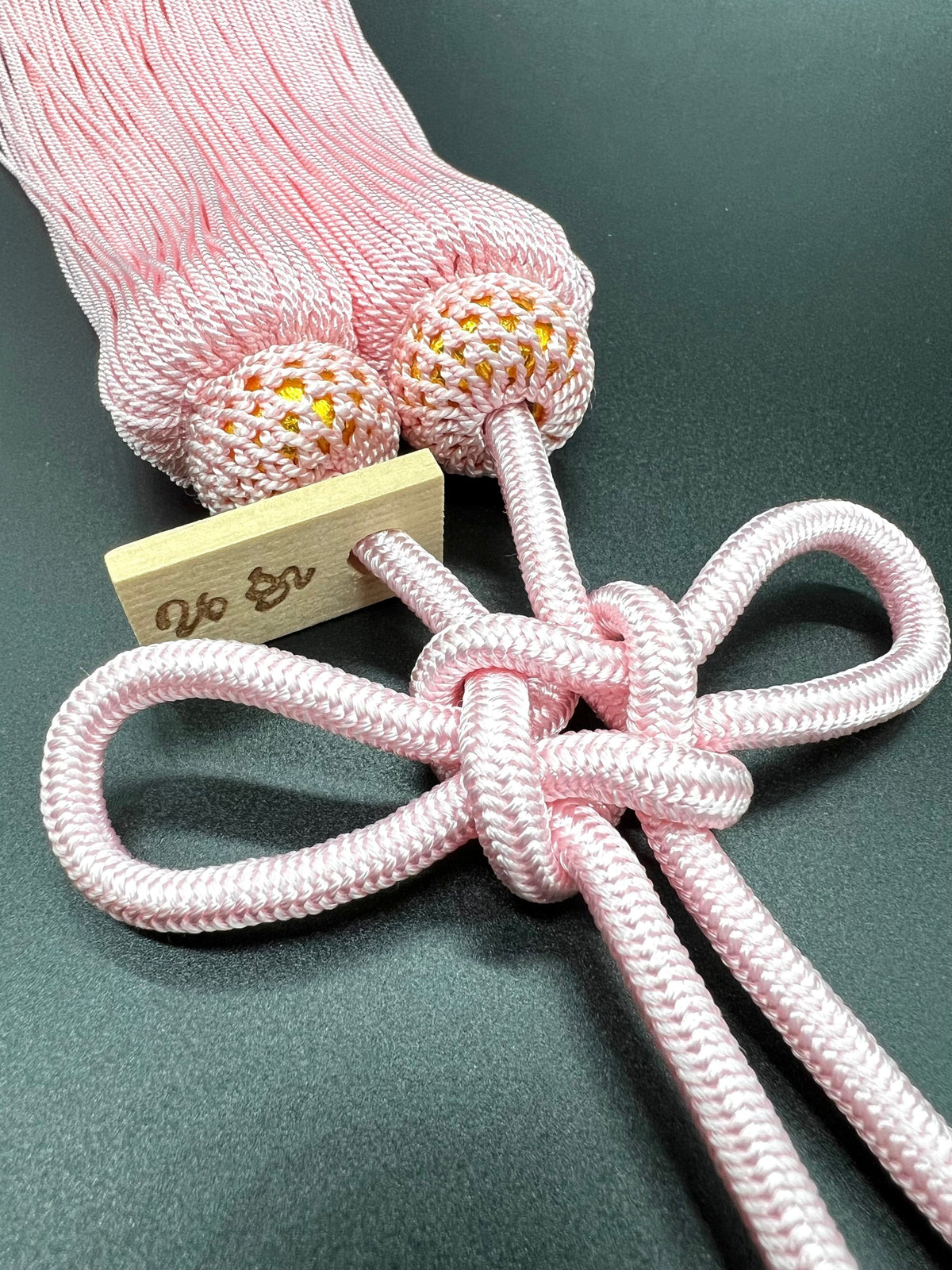 Tassel Agemaki Knot Medium Size Pink — image 3