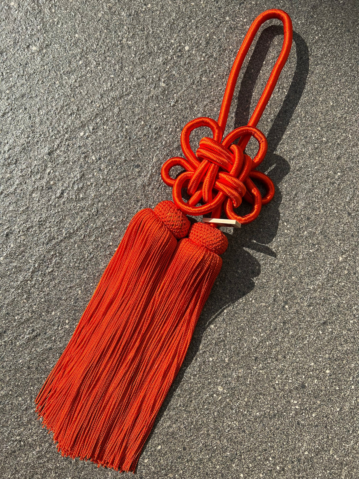 Tassel Chrysanthemum-Knot Large Size Vermilion Orange — image 2