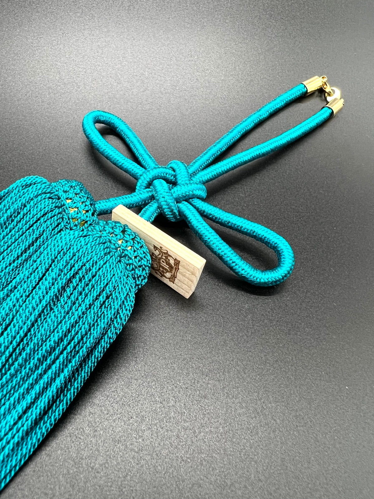 Tassel Agemaki Knot Medium Size Aquacolour — image 2
