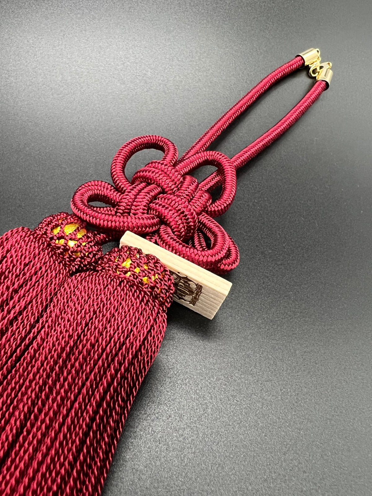 Tassel Chrysanthemum-Knot Medium Size Maroon Wine — image 2