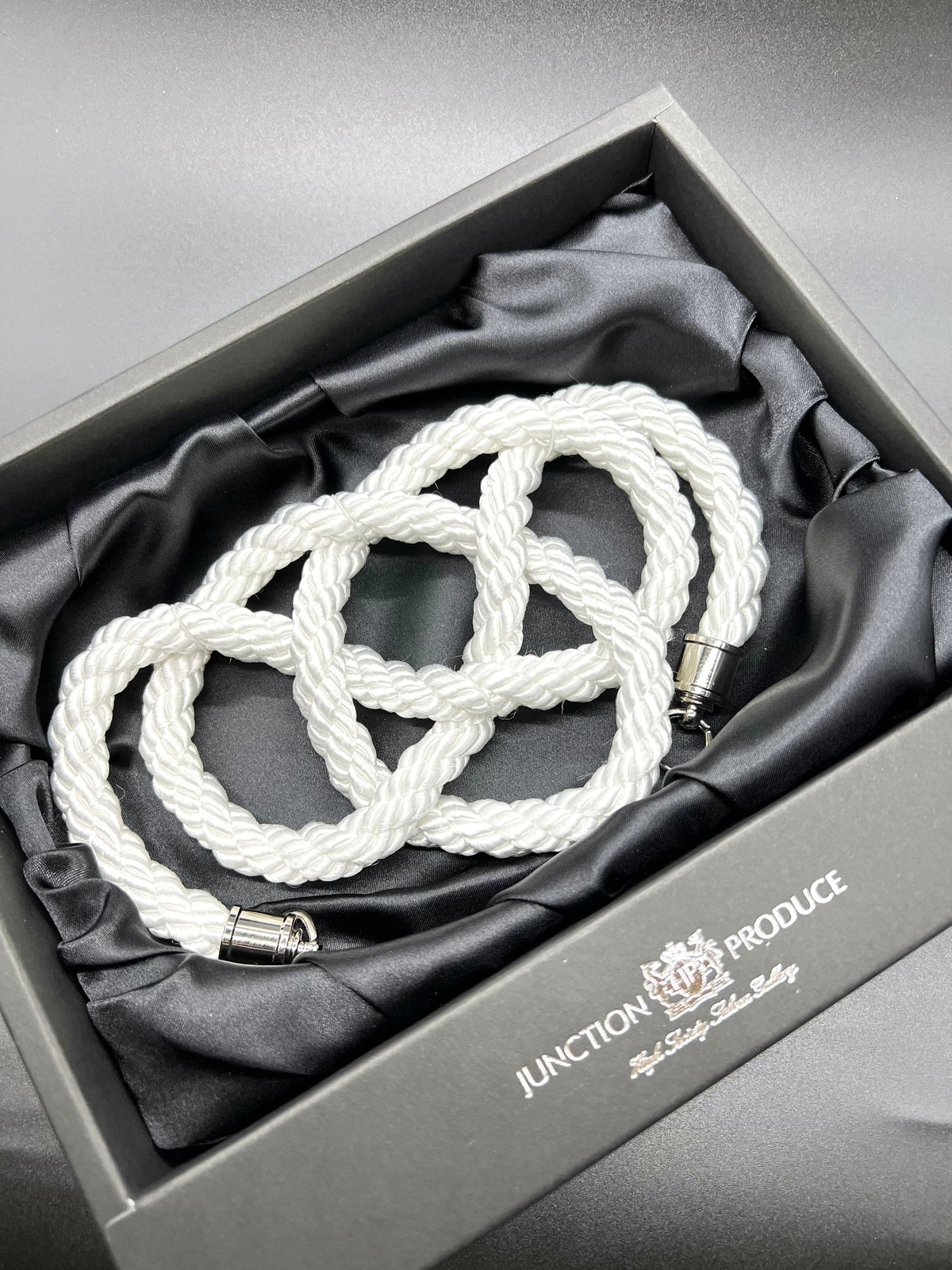 JUNCTION PRODUCE White Braid — image 1