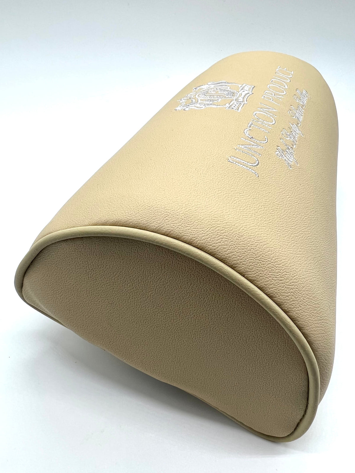 Script-Style Neck Pad Beige × Silver — image 3