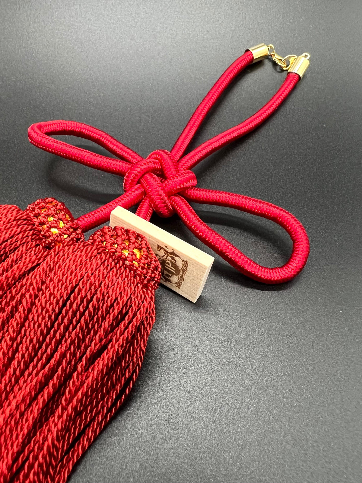 Tassel Agemaki Knot Medium Size Red — image 2