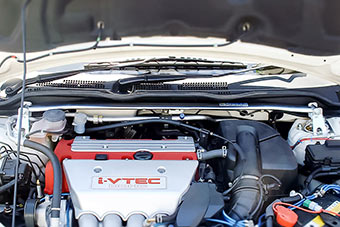 Strut Tower BAR /Aluminium /Front /Type D - HONDA CIVIC Type R (EP3, EU3) — image 1