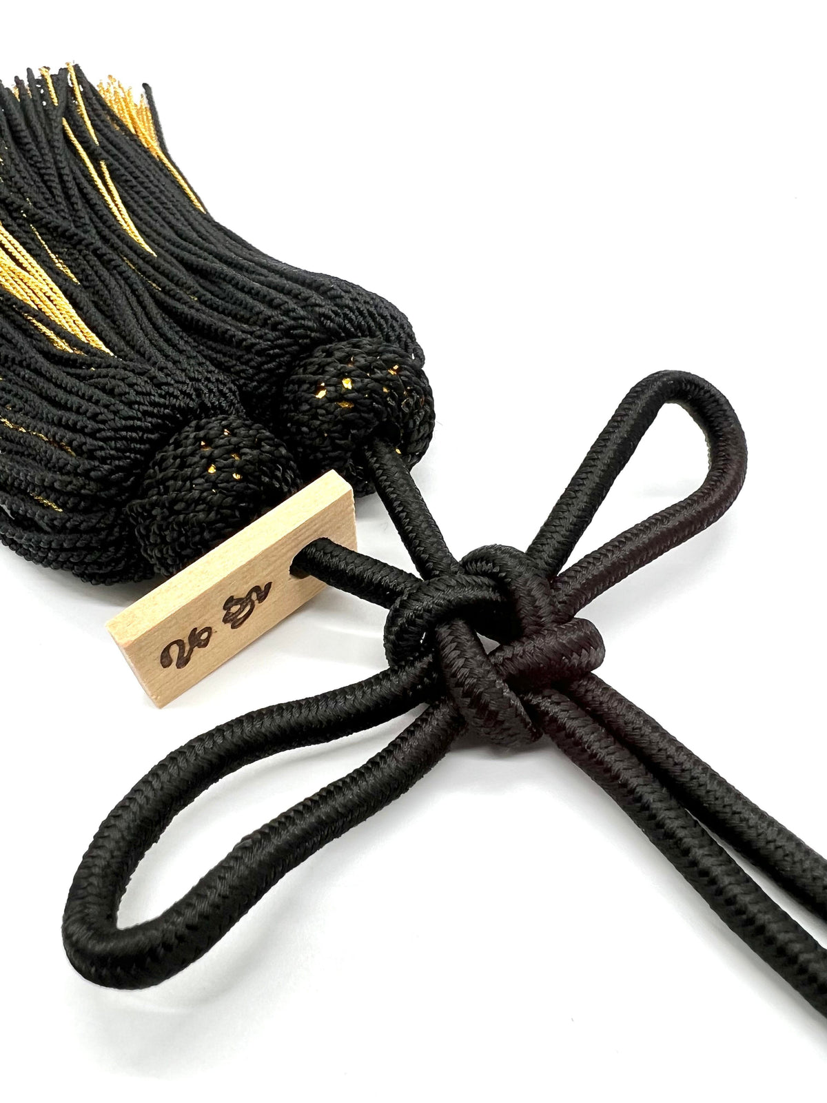 Tassel Agemaki Knot Medium Size Black / Gold — image 3