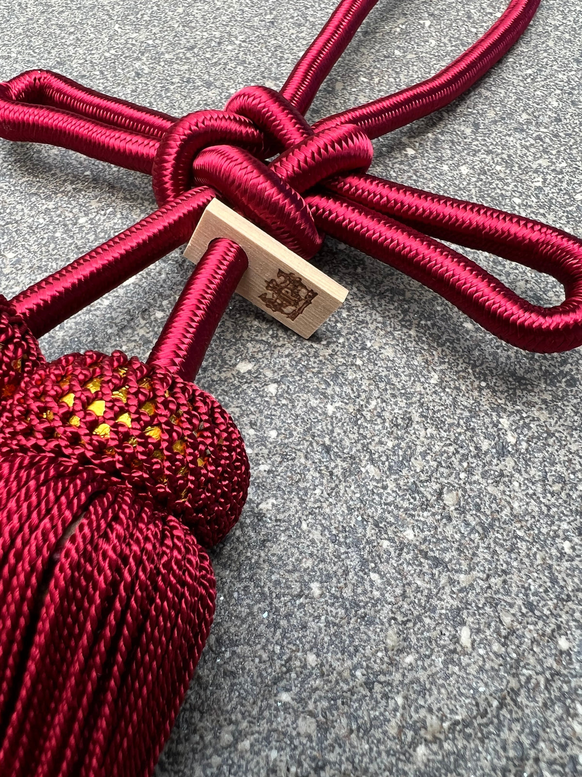 Tassel Agemaki Knot Large Size Maroon Wine — image 1