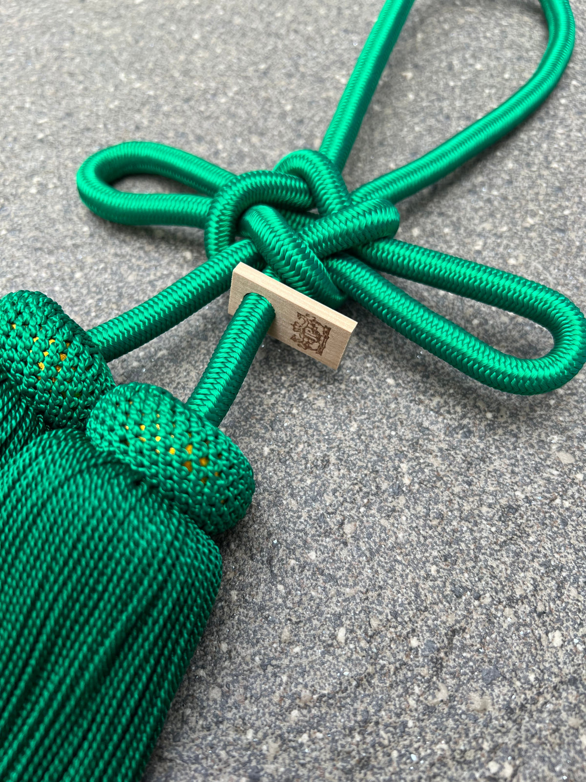 Tassel Agemaki Knot Large Size Green — image 1