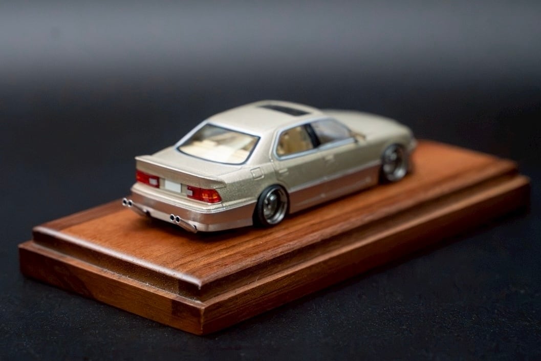 1/64 ジャンクションプロデュース 20セルシオ 後期 フルエアロキット仕様 ミニカー — image 4