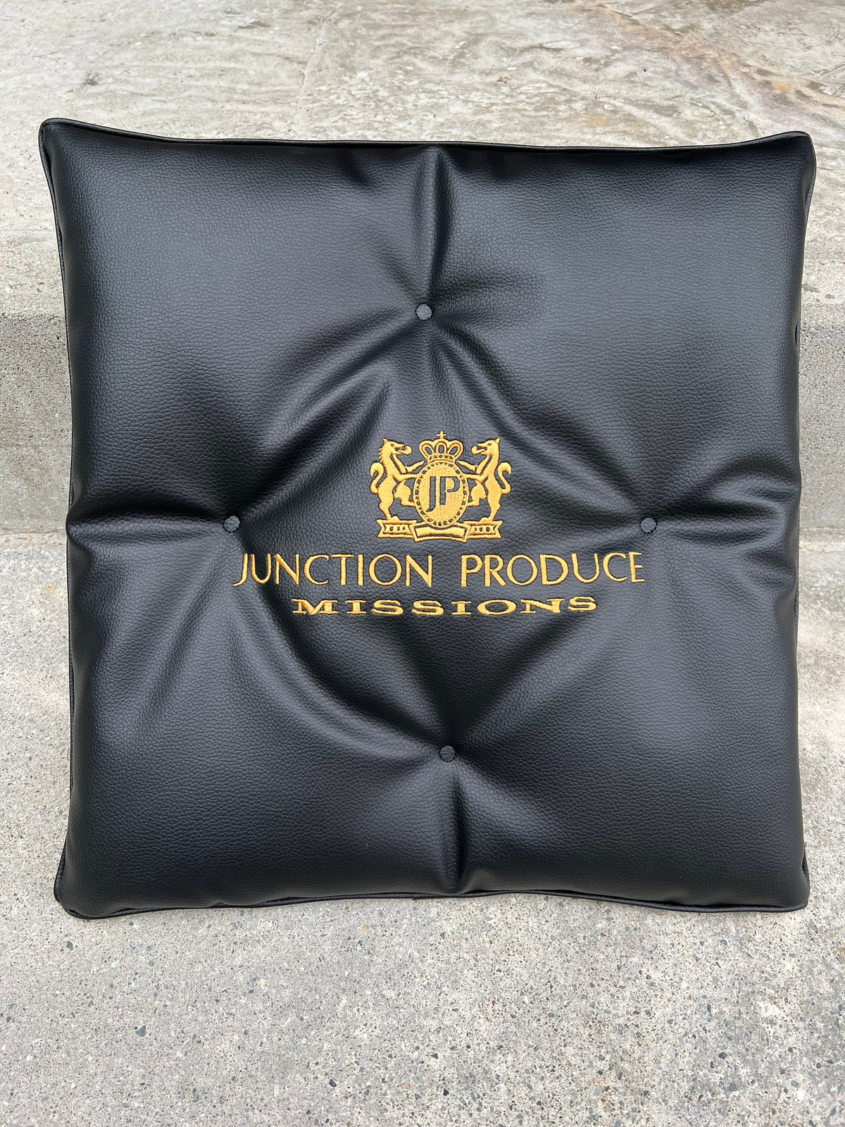 Comfort Cushion Black × Gold 2 pcs Set — image 2