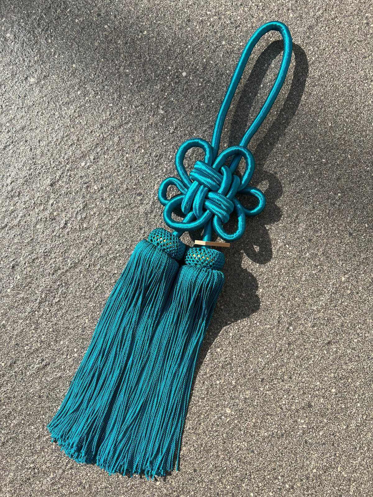 Tassel Chrysanthemum-Knot Large Size Aquacolour — image 2