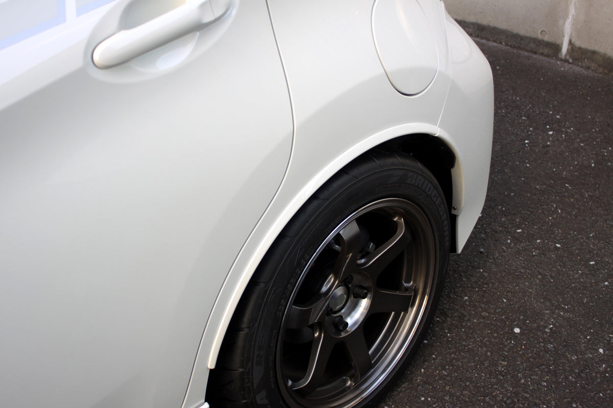 Fender Mouldings — image 3