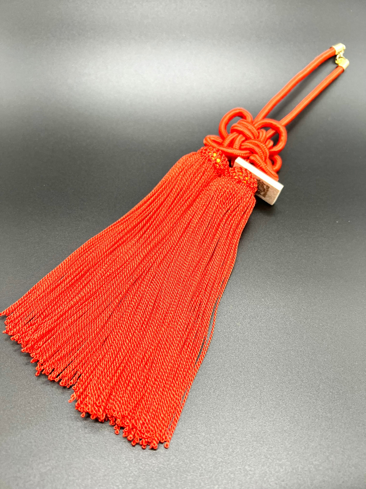 Tassel Chrysanthemum-Knot Medium Size Vermilion Orange — image 1