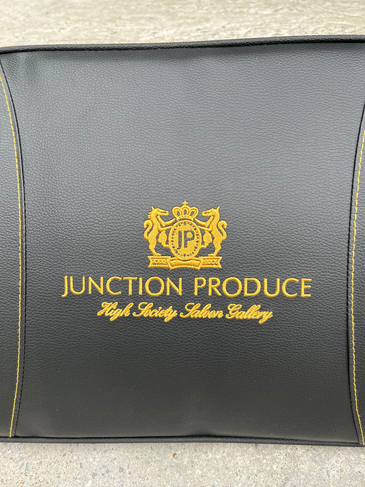 Waist Pad Black × Gold — image 3