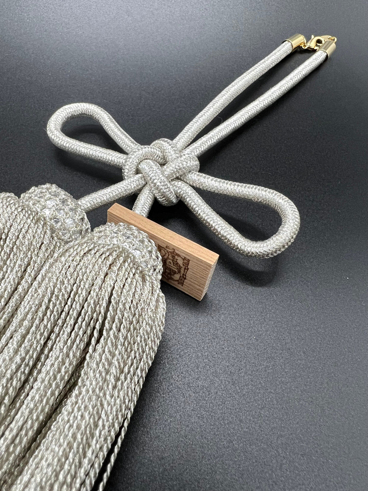 Tassel Agemaki Knot Medium Size Silver — image 2