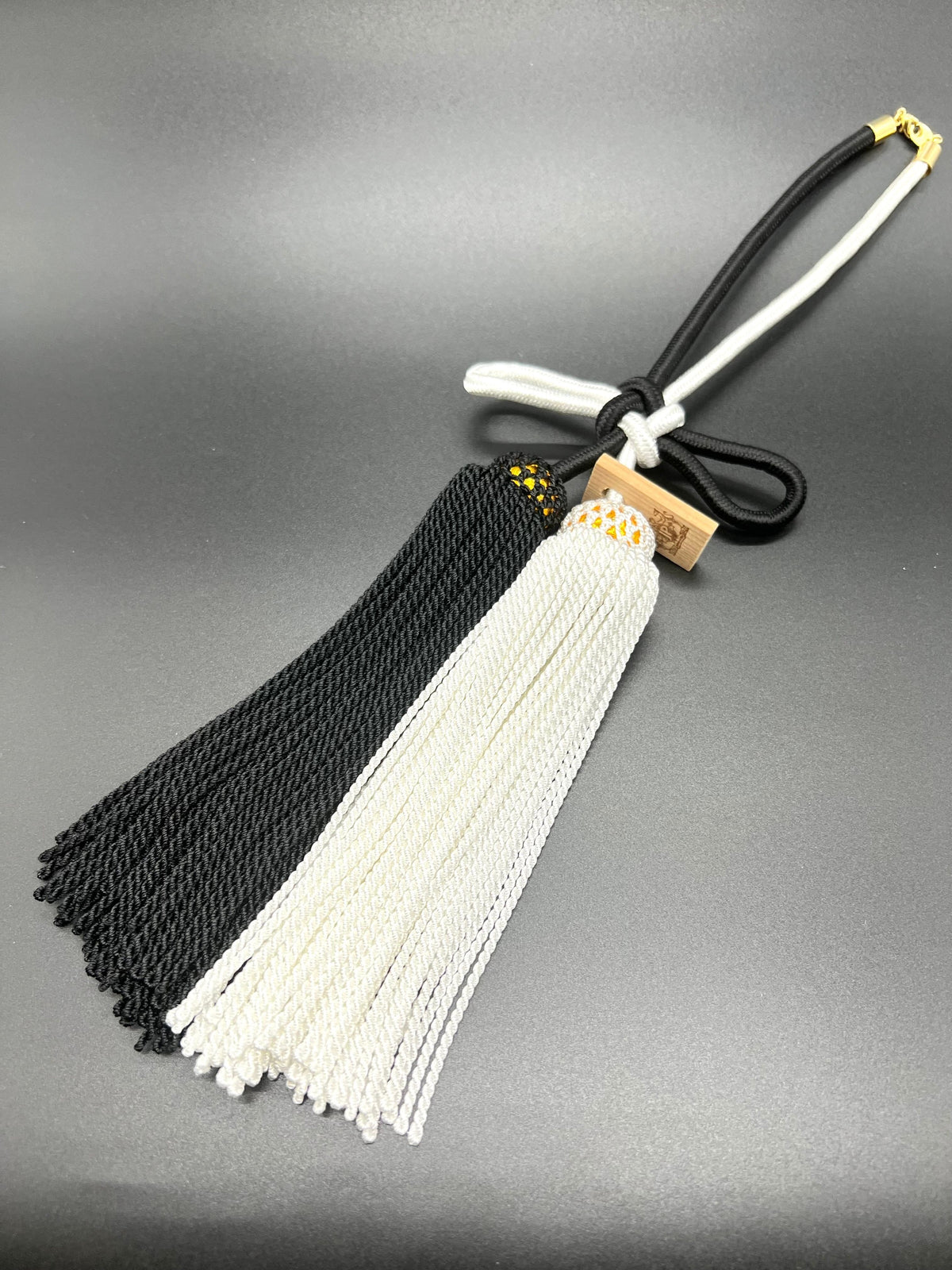 Tassel Agemaki Knot Medium Size Black Size — image 1