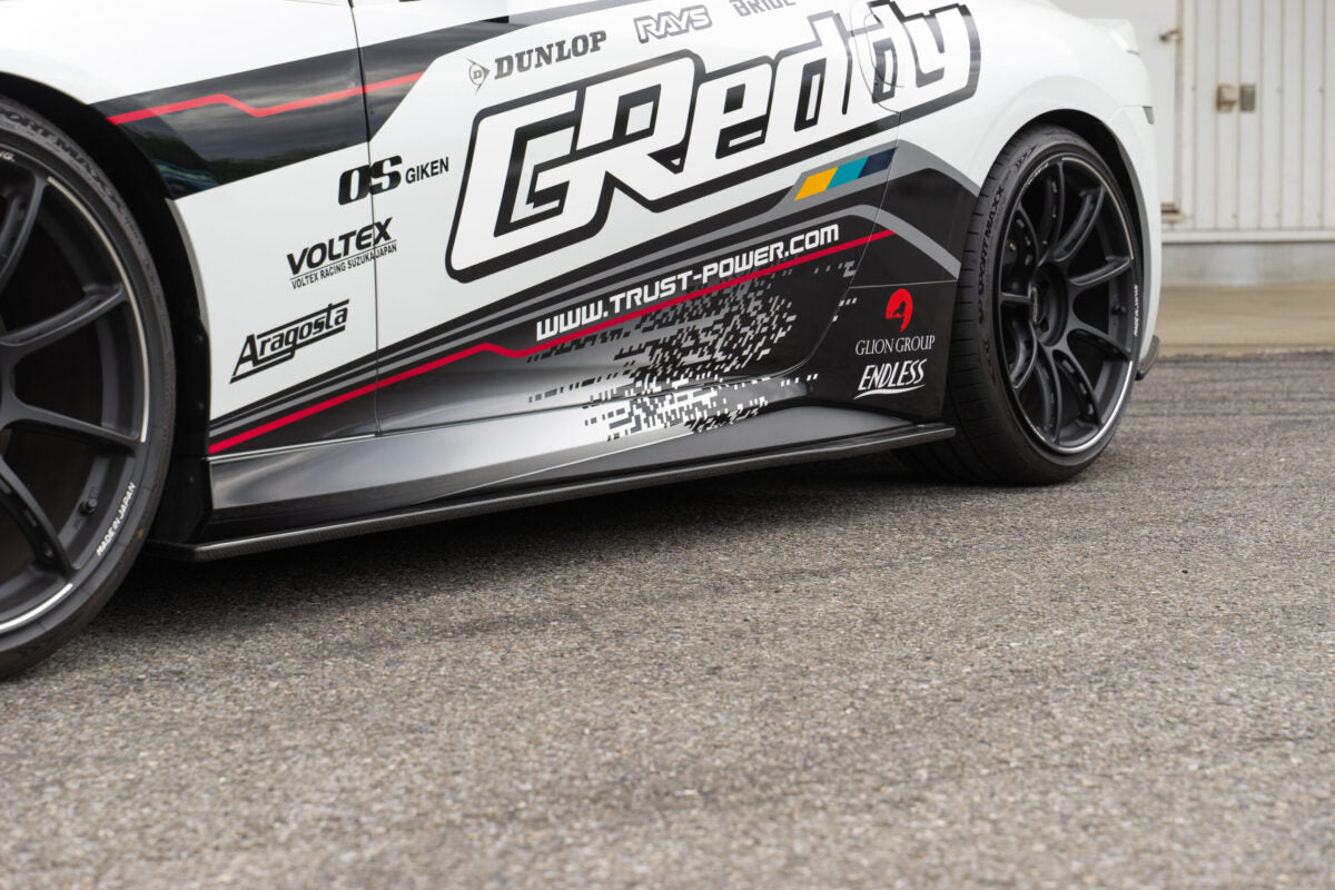 GREDDY AERO KIT Z (RZ34) CARBON SIDE SKIRTS - (17020272) — image 2