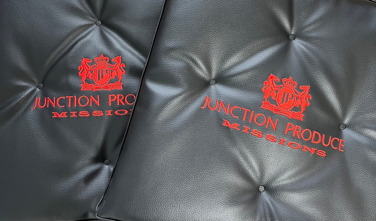 Comfort Cushion Black × Red 2 pcs Set — image 1