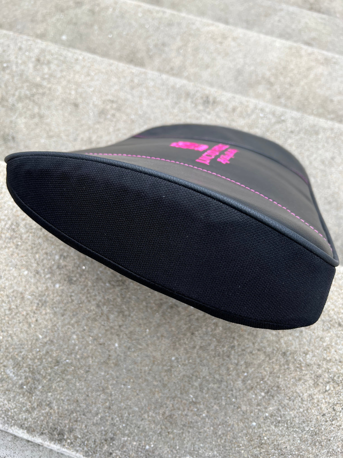 Waist Pad Black × Pink — image 5