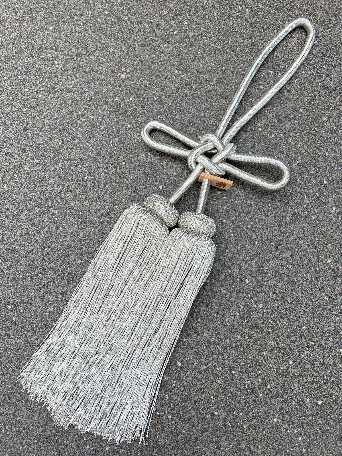 Tassel Agemaki Knot Large Size Silver — image 2