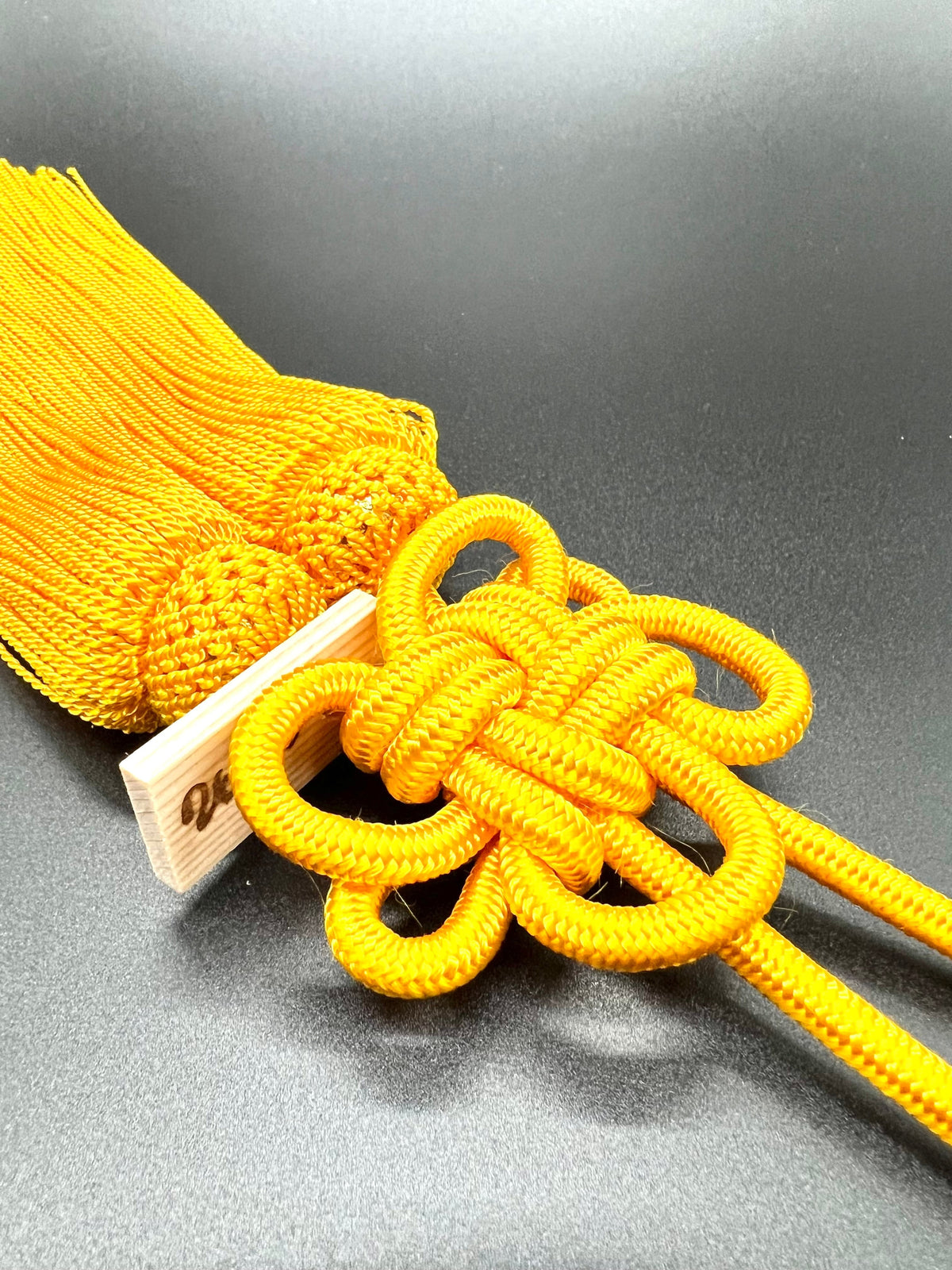 Tassel Chrysanthemum-Knot Medium Size Yellowcolour — image 3