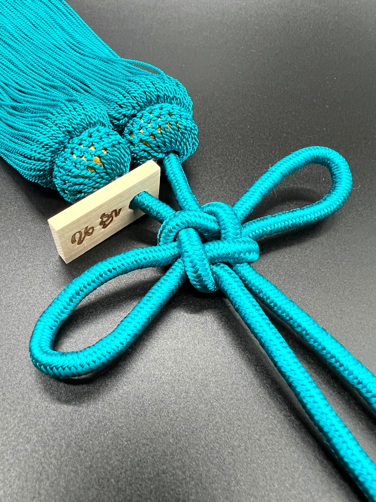 Tassel Agemaki Knot Medium Size Aquacolour — image 3