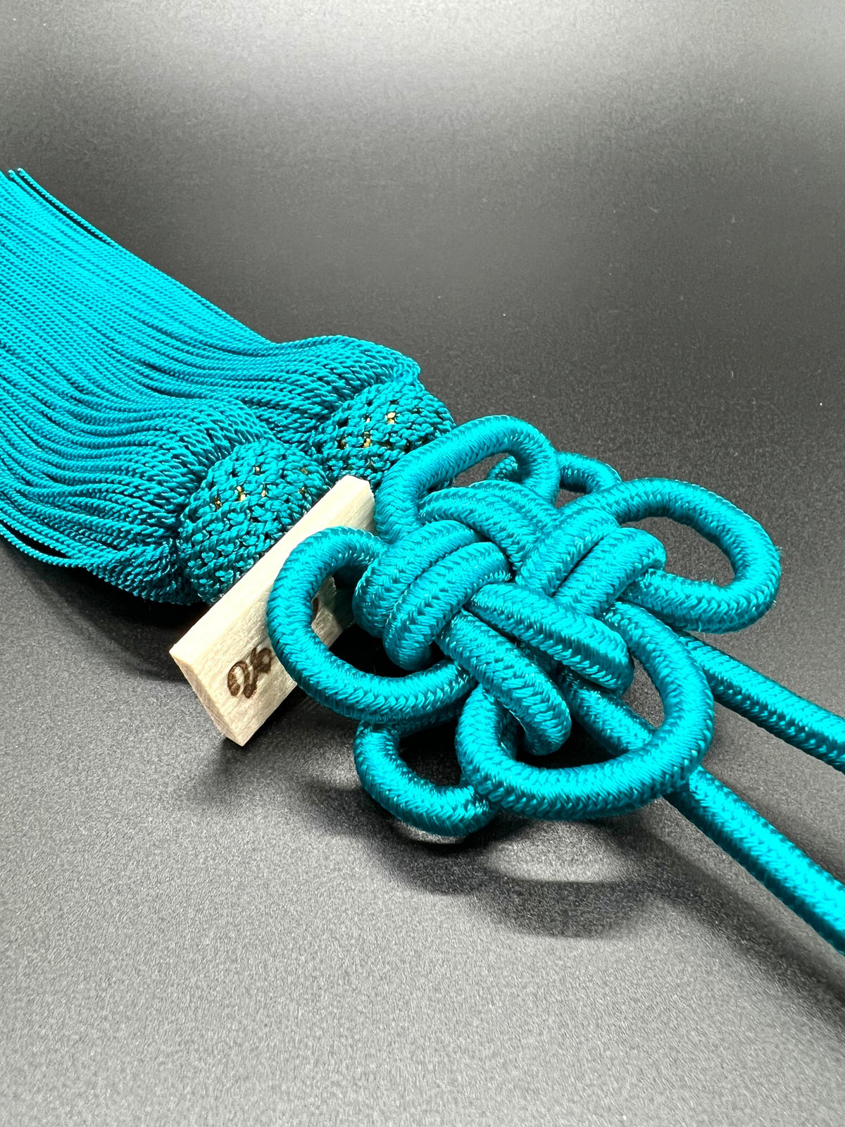 Tassel Chrysanthemum-Knot Medium Size Aquacolour — image 3