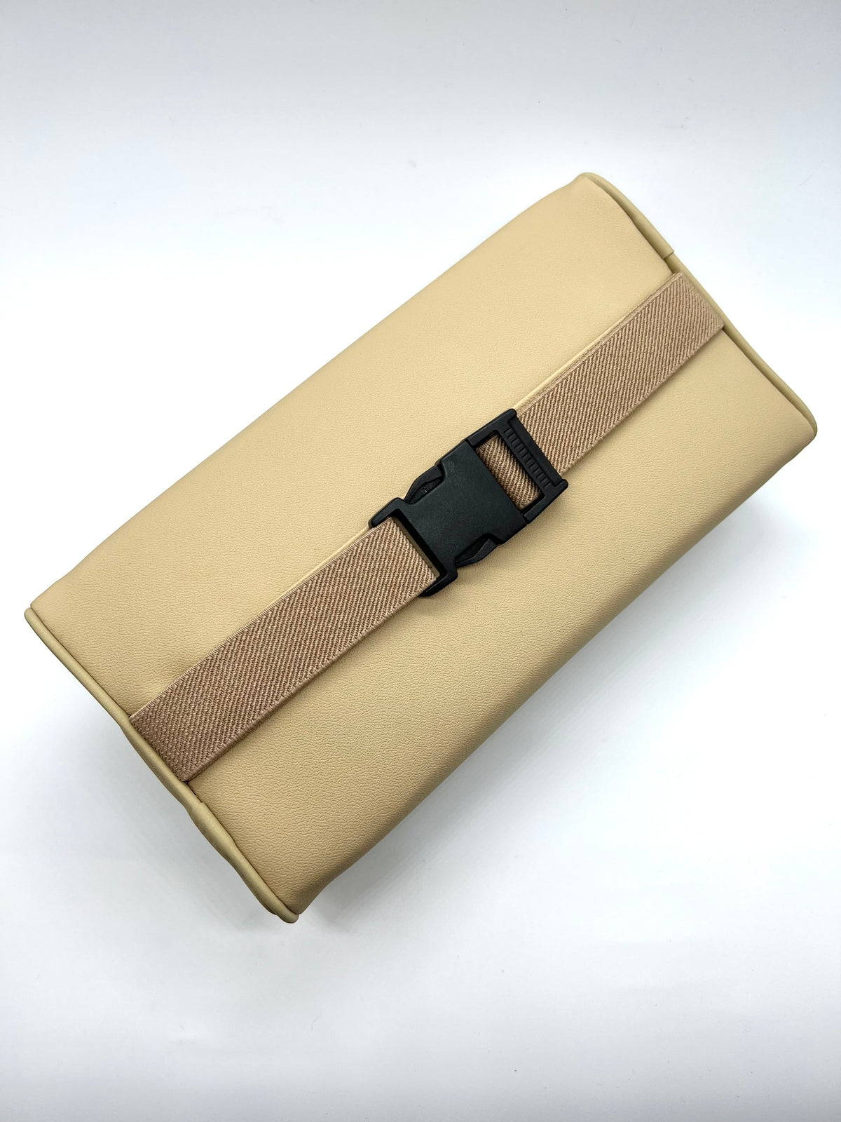 Script-Style Neck Pad Beige × Black — image 4