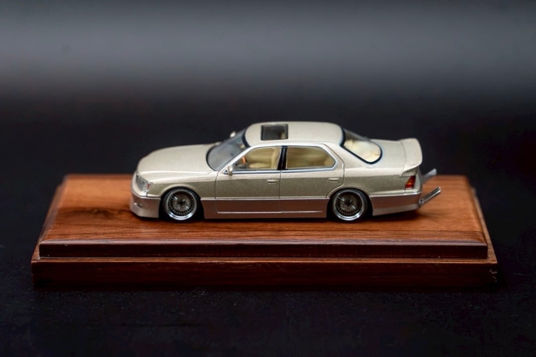 1/64 ジャンクションプロデュース 20セルシオ 後期 フルエアロキット仕様 ミニカー — image 9