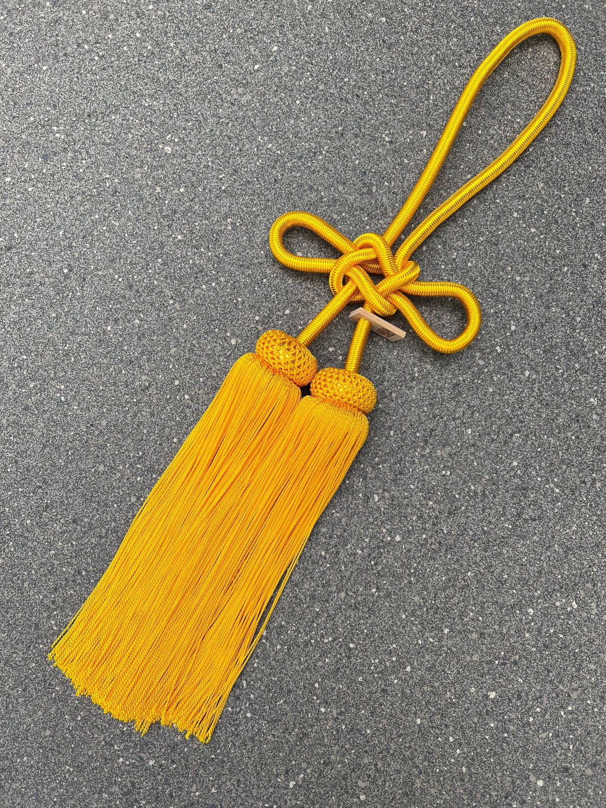 Tassel Agemaki Knot Large Size Yellowcolour — image 2