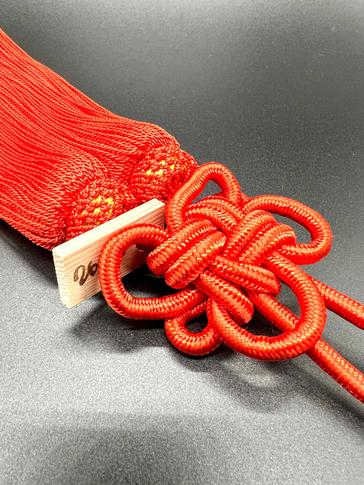 Tassel Chrysanthemum-Knot Medium Size Vermilion Orange — image 3